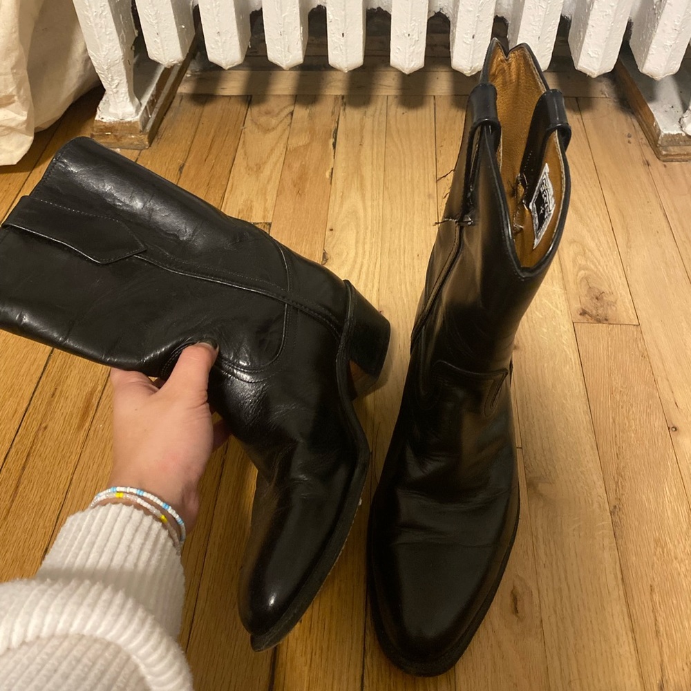 Frye Ankle Boot (Size 9D)